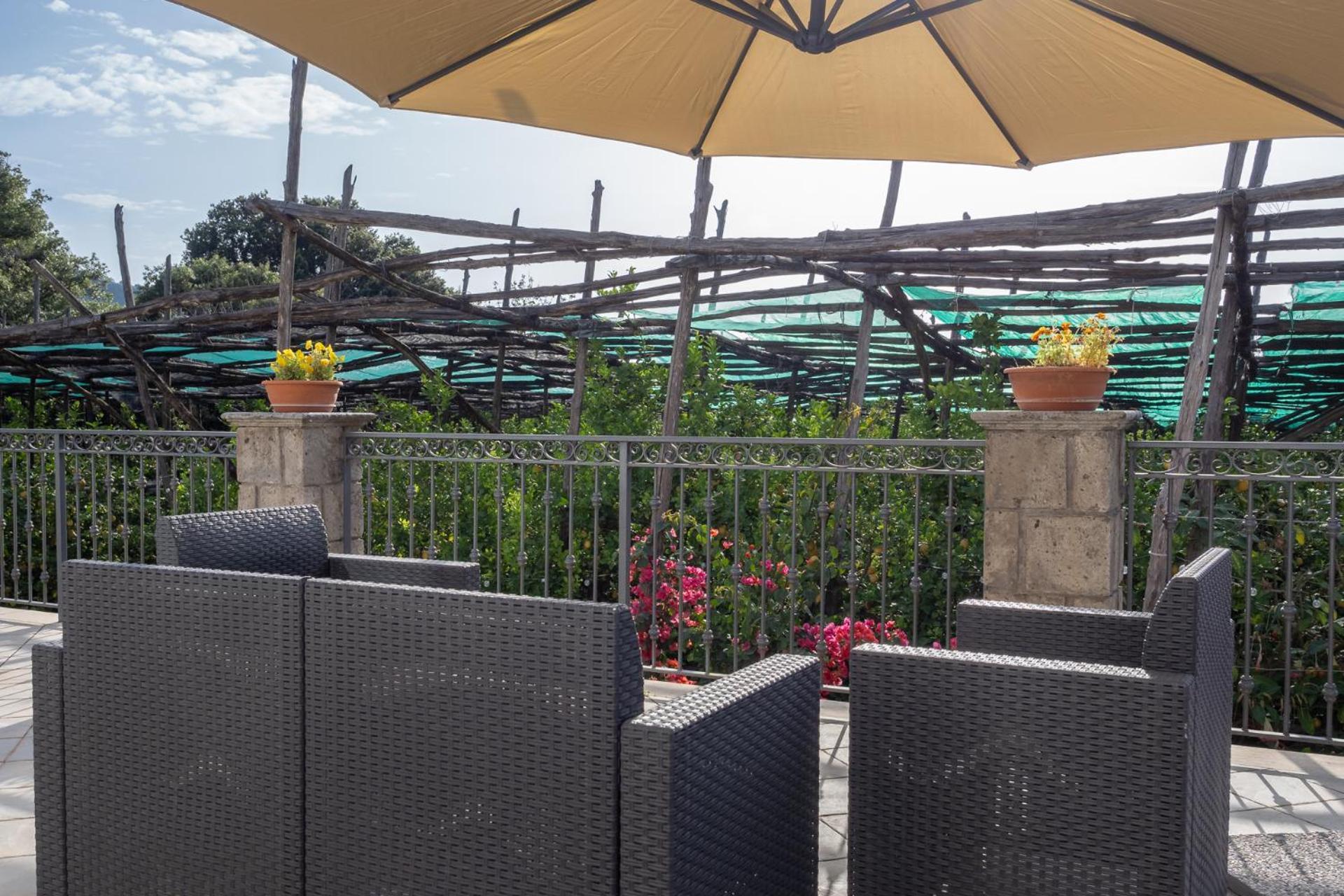 הוילה פיאנו די סורנטו Giardino Di Nonno Lucio - Surrounded By Lemon Tree מראה חיצוני תמונה